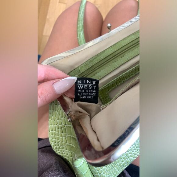 Nine West Green faux Crocodile skin shoulder bag - Picture 9 of 11